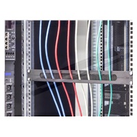 TRITON 19" 1U horizontálne delený priechodný panel, štetec, otvor 350 x 21 mm, čierny