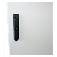 XtendLan 19" venkovní vodotěsný rozvaděč 17U 600x450, krytí IP55, nosnost 65kg, 3-bodový zámek, šedý