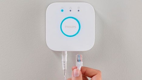 Obr. Vyžaduje Philips Hue Bridge 1605737b