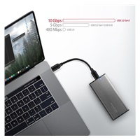 AXAGON EEM2-SG2, USB-C 3.2 Gen 2 - M.2 NVMe a SATA SSD kovový RAW box, bez skrutiek, strieborný