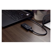 Kingston Externí SSD 2TB XS1000, USB 3.2, černá