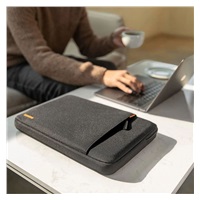tomtoc Sleeve - 14" MacBook Pro, černá