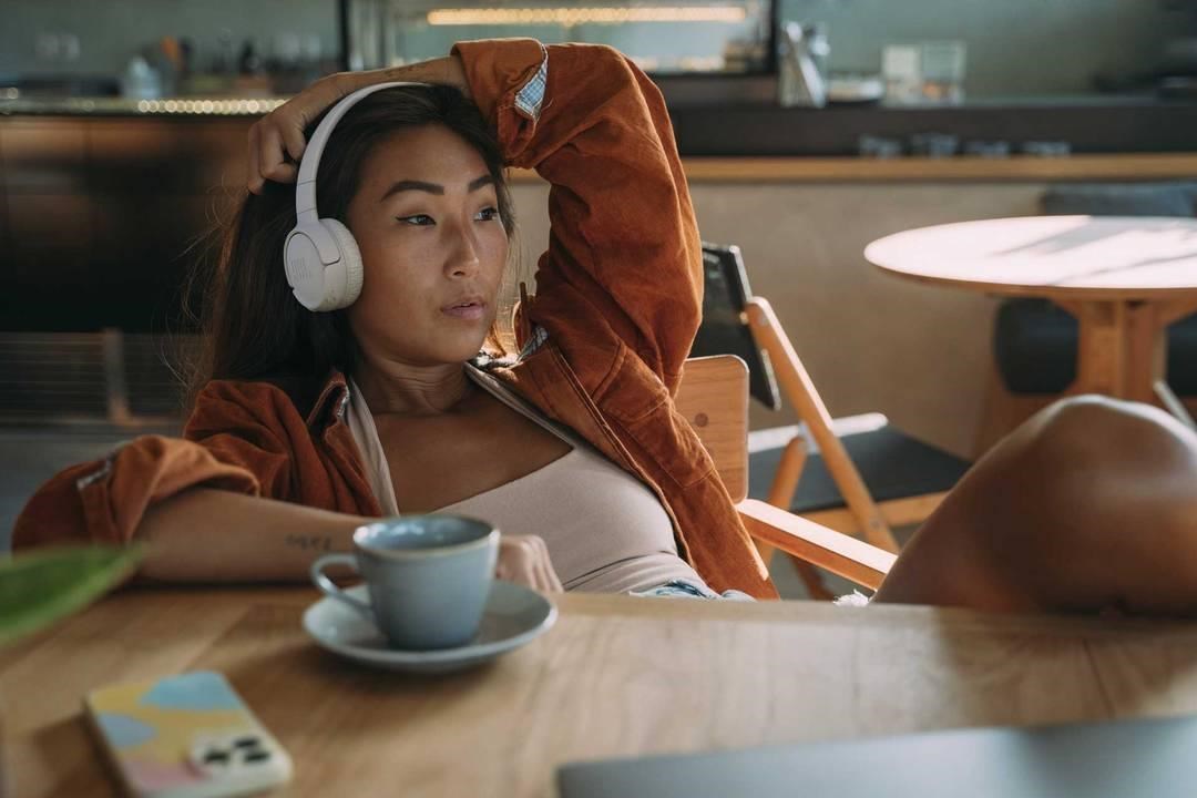 Obr. Využite Siri alebo Hey Google 1693893a