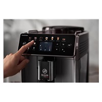 Saeco GranAroma SM6582/10 automatický kávovar, 1500 W, vestavěný mlýnek, 15 barů, dotykový displej, 6 profilů