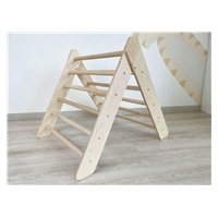 Montessori Piklerové trojúhelník přírodní, natur