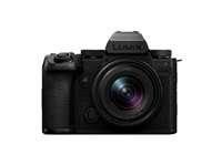 Panasonic Lumix S5 II X + Lumix S 18-40mm