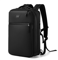 MYBALO ASTON Perfektní volba pro minimalisty s dobrým vkusem 6 ikon: - Nejtenčí batoh - Elegantní - Kapsa na notebook do 15,6" - Kapsa na tablet do 9" - Otevírání o 180 stupňů - USB a USB-C port - Drží tvar - Voděodolný - Skryté kapsy Elegantní a minimalistický Jedná se o velmi elegantní a minimalistický batoh. S tímto parťákem neuděláte chybu při běžném nošení do města, ani na důležité schůzce. Tenký batoh MYBALO Aston je batoh s vůbec nejmenší hloubkou z naší nabídky. Díky tomu působí elegantn