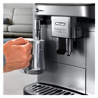 BAZAR - DeLonghi Magnifica Evo ECAM 290.31.SB automatický kávovar, 1450 W, 15 bar, vestavěný mlýnek - opraveno
