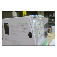 APC EASY UPS 1600VA, 230V, AVR, IEC zásuvky (900W)