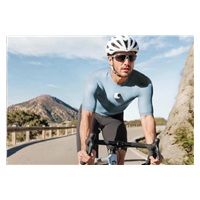 Insta360 GO Ultra Creator Bundle miniaturní akční kamera, 4K Ultra HD, 60fps, magnetický systém uchycení, bílá