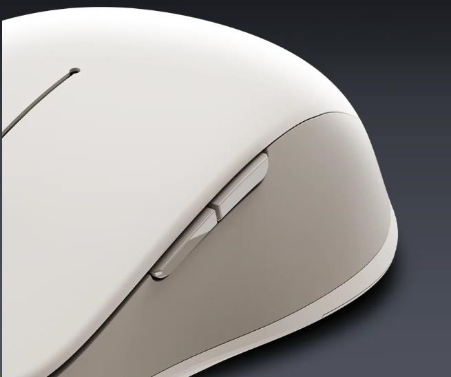 Obr. Praktická boční tlačítka pro rychlý přístup 1795678f