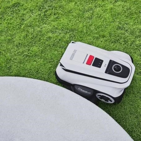 Obr. Perfektně se přizpůsobí každému terénu a překážkám 1798508b