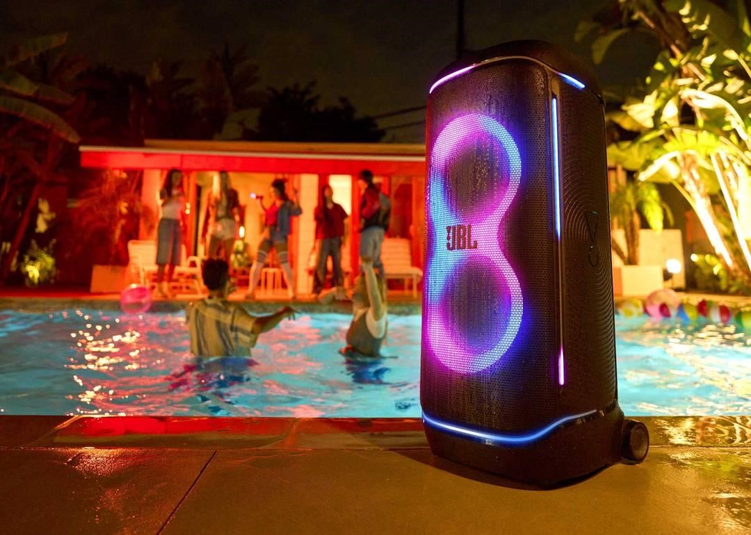 Obr. Špičkový zvuk JBL Pro Sound 1799000a