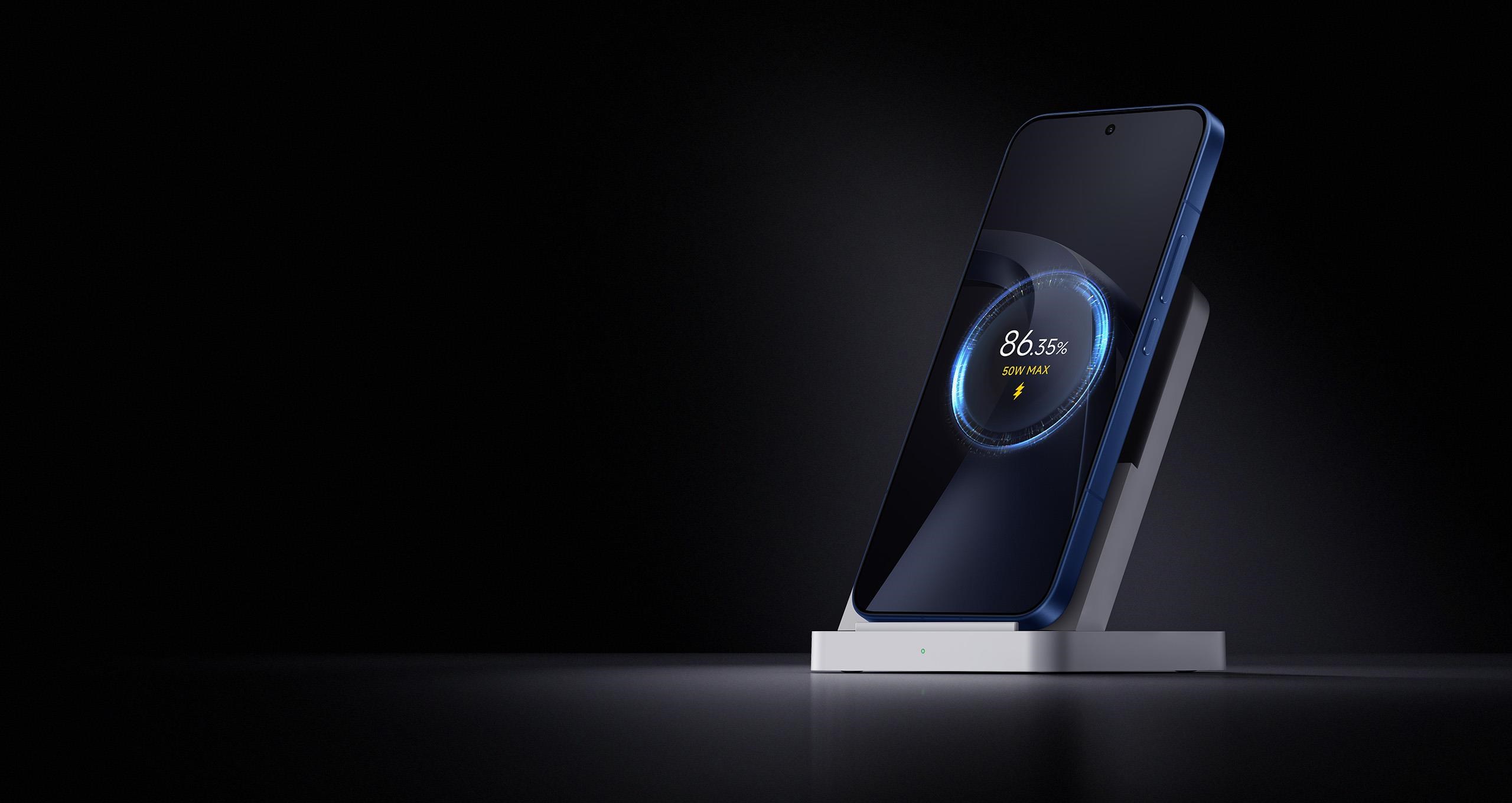 Obr. 100W kabelové HyperCharge nabíjení a 50W bezdrátové HyperCharge nabíjení 1839969g