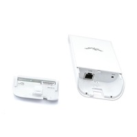 UBNT airMAX NanoStation locoM5 [5GHz, 13dBi anténa, Client/AP/Repeater, 802.11a/n, MIMO]