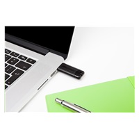 VERBATIM Flash Disk 64GB PinStripe USB 3.0, čierna