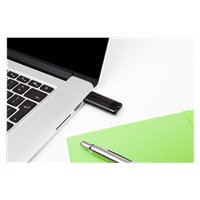 VERBATIM Flash disk 128 GB PinStripe USB 3.0, čierna